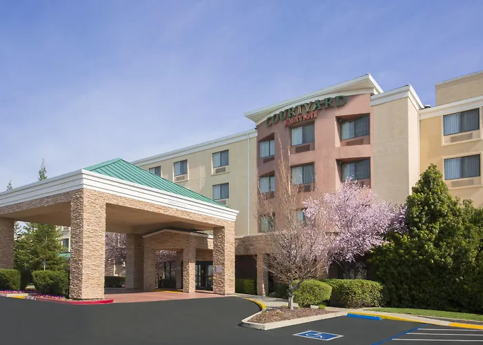 Courtyard By Marriott Sacramento Folsom