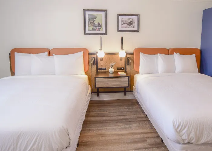 The Woodrose- Newly Renovated