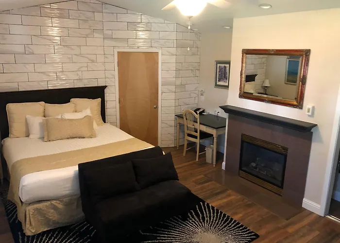 Grass Valley Courtyard Suites