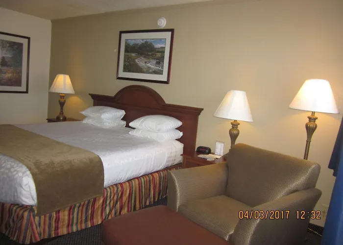 Trailside Inn